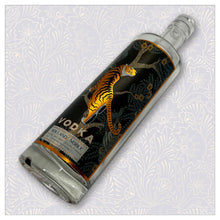 Afbeelding in Gallery-weergave laden, Origin Series - Verdejo Vodka
